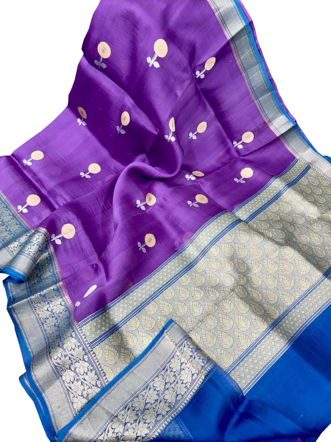 Exquisite Purple Handloom Banarasi Silk Saree
